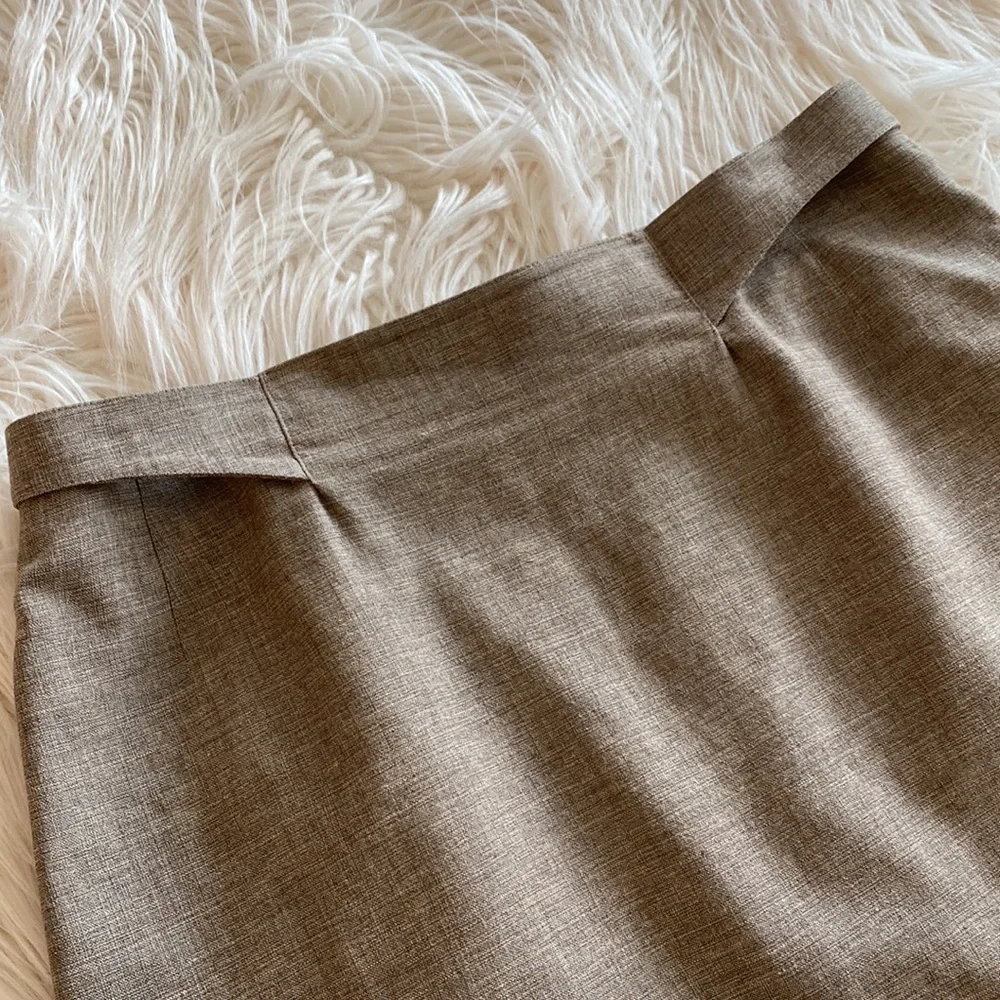 ARMANI Collezioni knee length skirt - Picture 3 of 9
